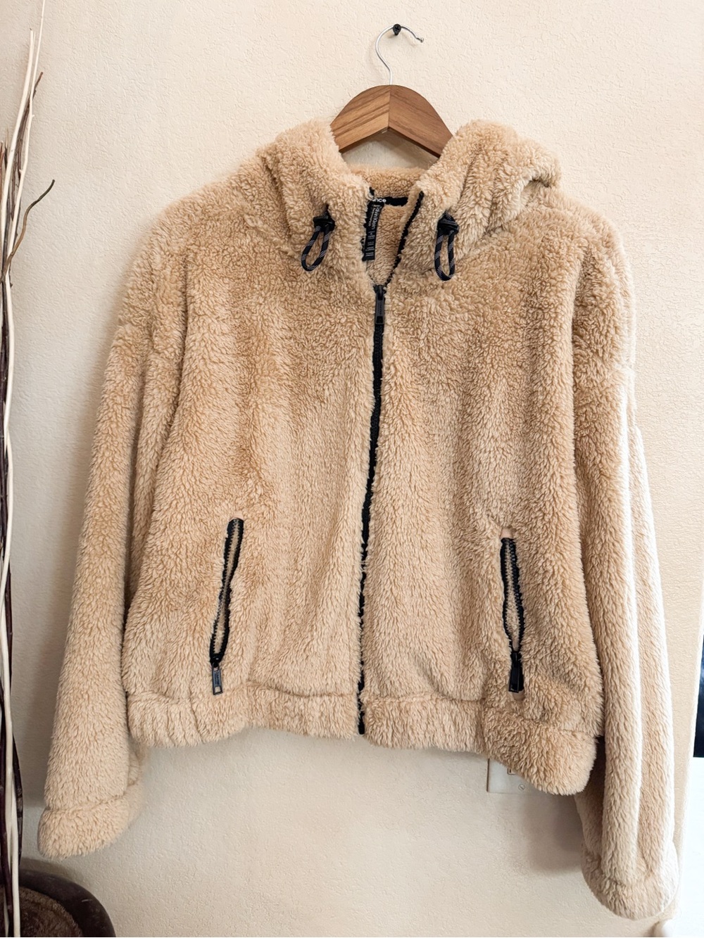 Calvin Klein Women's Performance Oversized Hooded Sherpa Jacket in Cool Beige